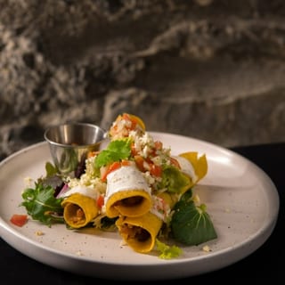 38. Flautas Plate